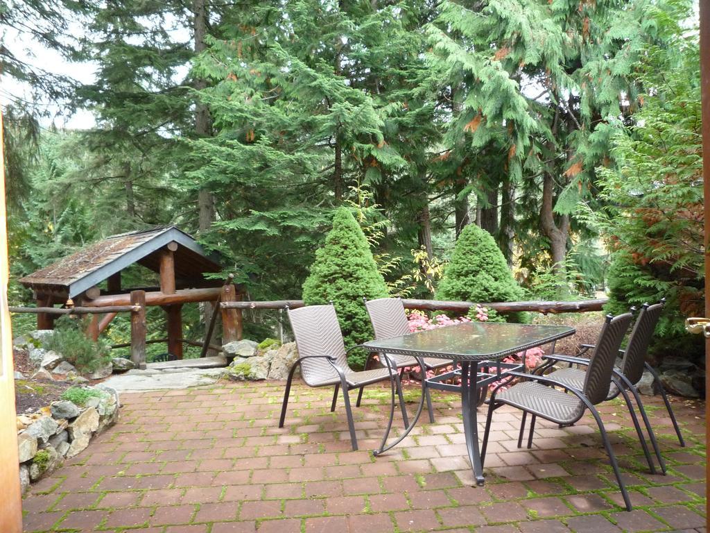 Inn At Clifftop Lane Bed And Breakfast Whistler Luaran gambar
