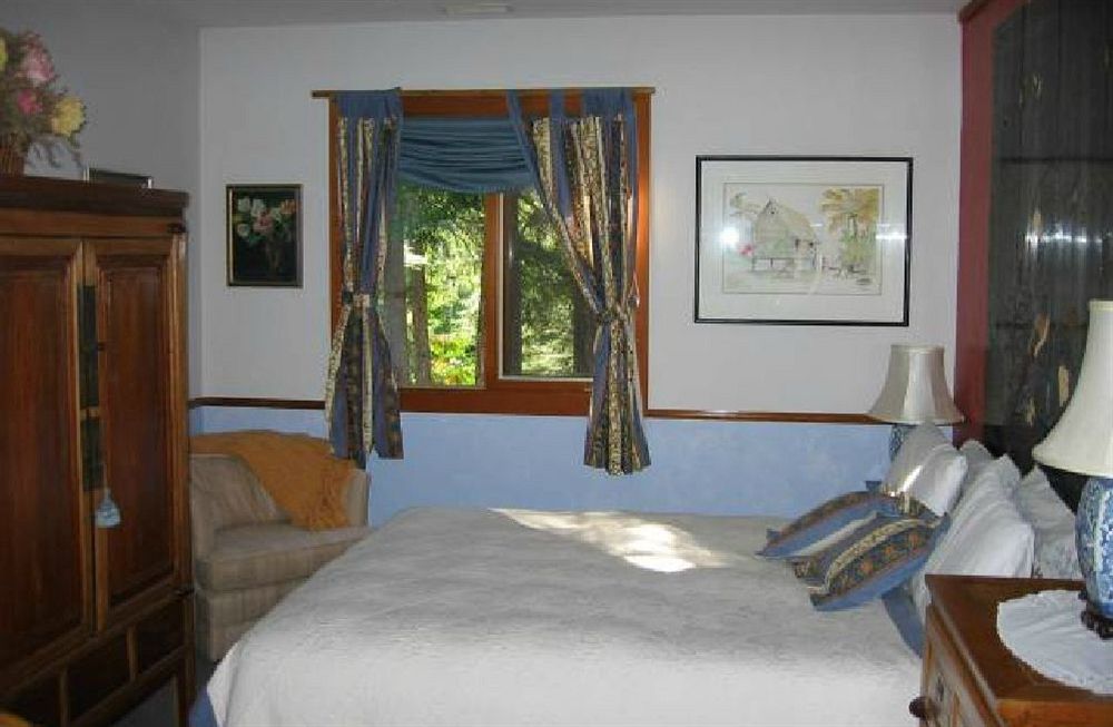Inn At Clifftop Lane Bed And Breakfast Whistler Luaran gambar